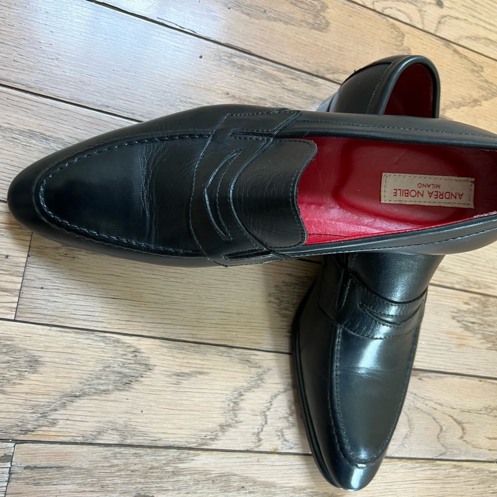 Men’s Black Leather Penny Loafers